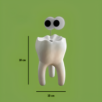 Vase en Forme de Dent