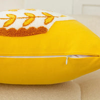 Housse de Coussin Vase Fleuri Brodée