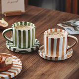Mug à Rayures avec Soucoupe