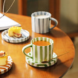 Mug à Rayures avec Soucoupe