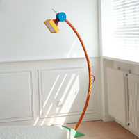 Lampadaire Design Cartoon Memphis Milano