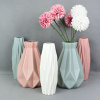 Vase Fleurs Plastique - MaChambreAesthetic