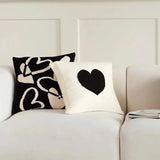 Housse de Coussin Design Cœur Noir